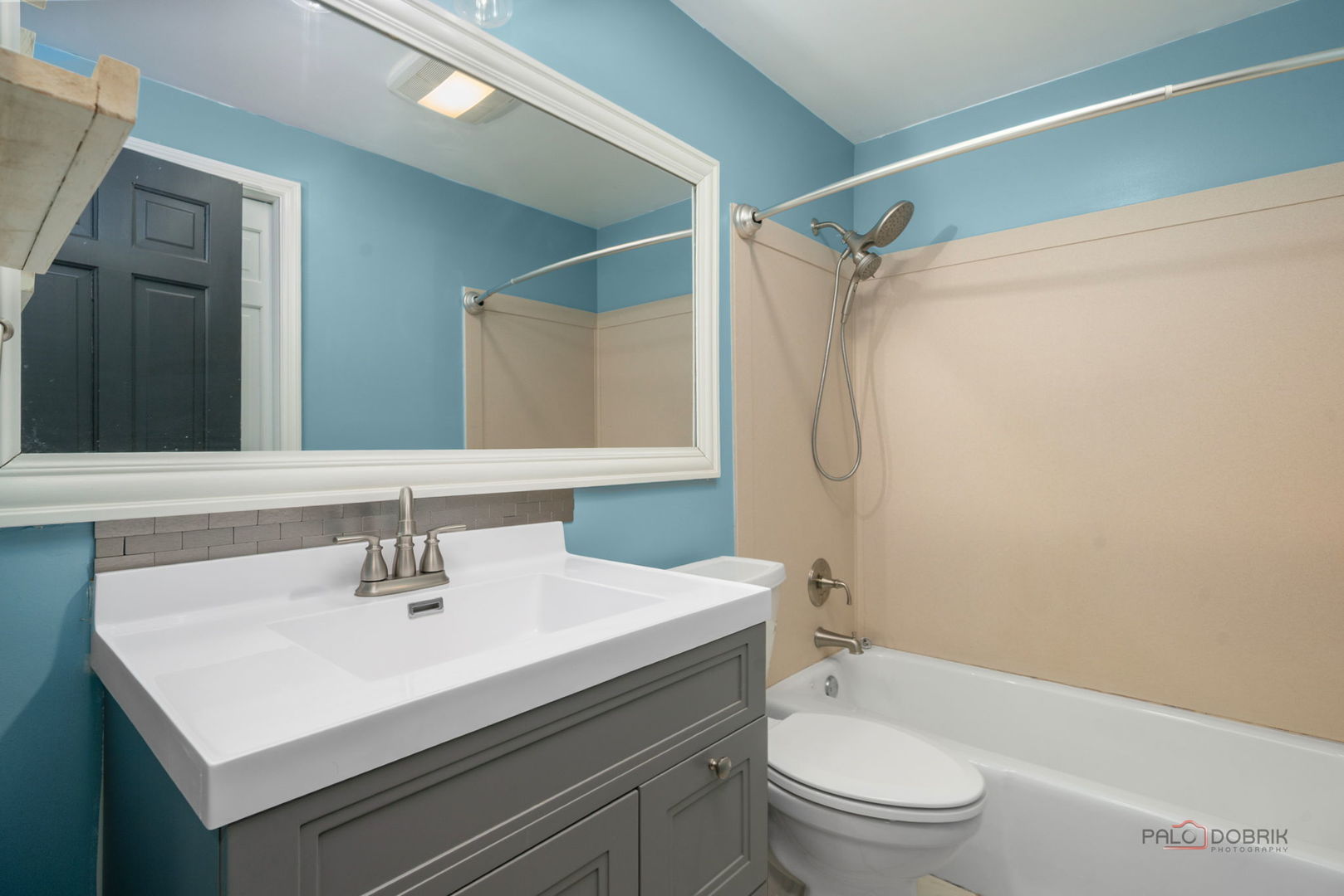 16888 W Orchard Valley Drive, Gurnee, IL 60031