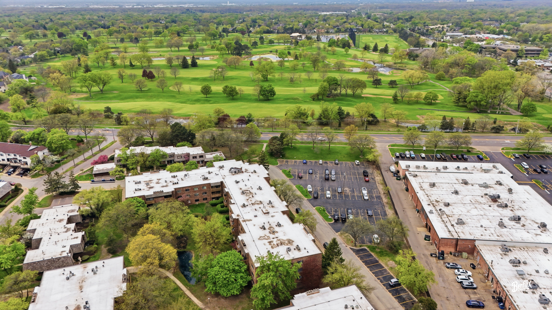 925 Spring Hill Drive #212, Northbrook, IL 60062