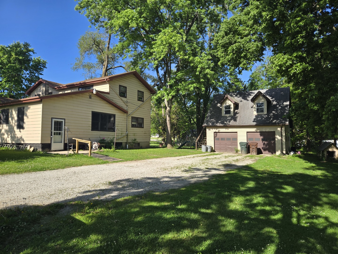 187 E Francis Road, New Lenox, IL 60451