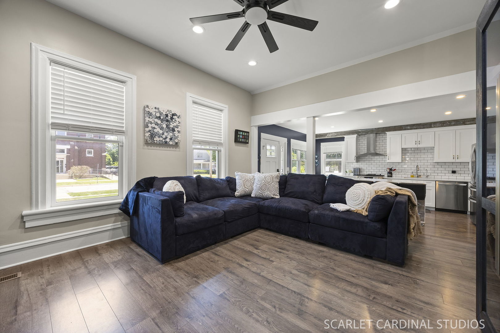 27 N Lincoln Street, Batavia, IL 60510