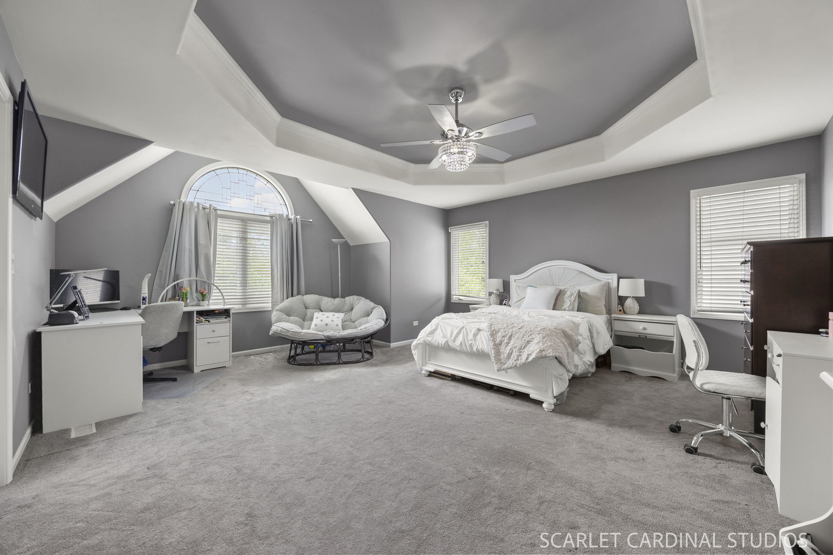 2239 Hillsboro Lane, Naperville, IL 60564