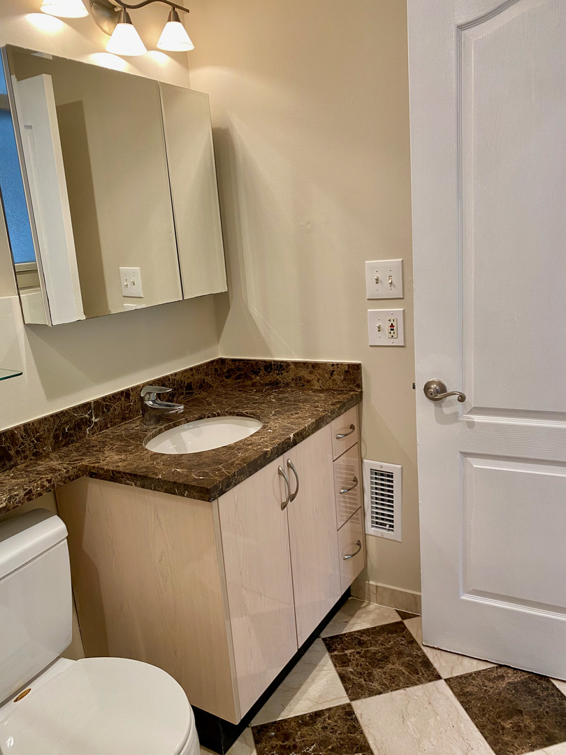 2133 N Kedzie Boulevard #1, Chicago, IL 60647