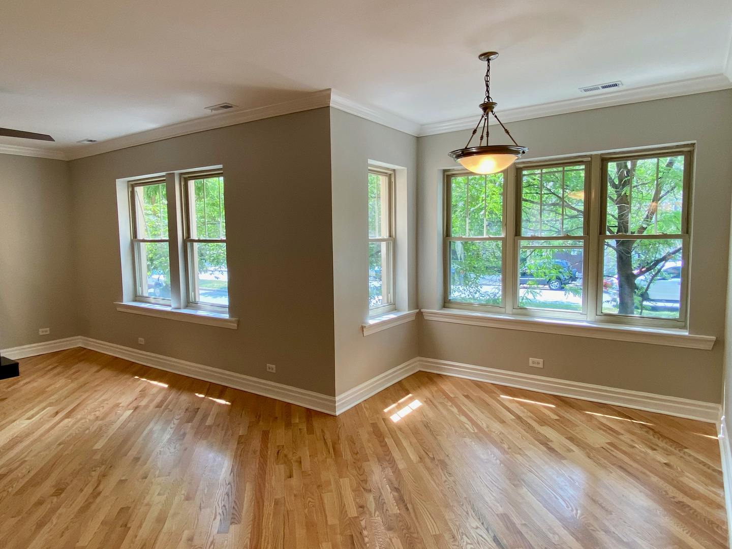2133 N Kedzie Boulevard #1, Chicago, IL 60647