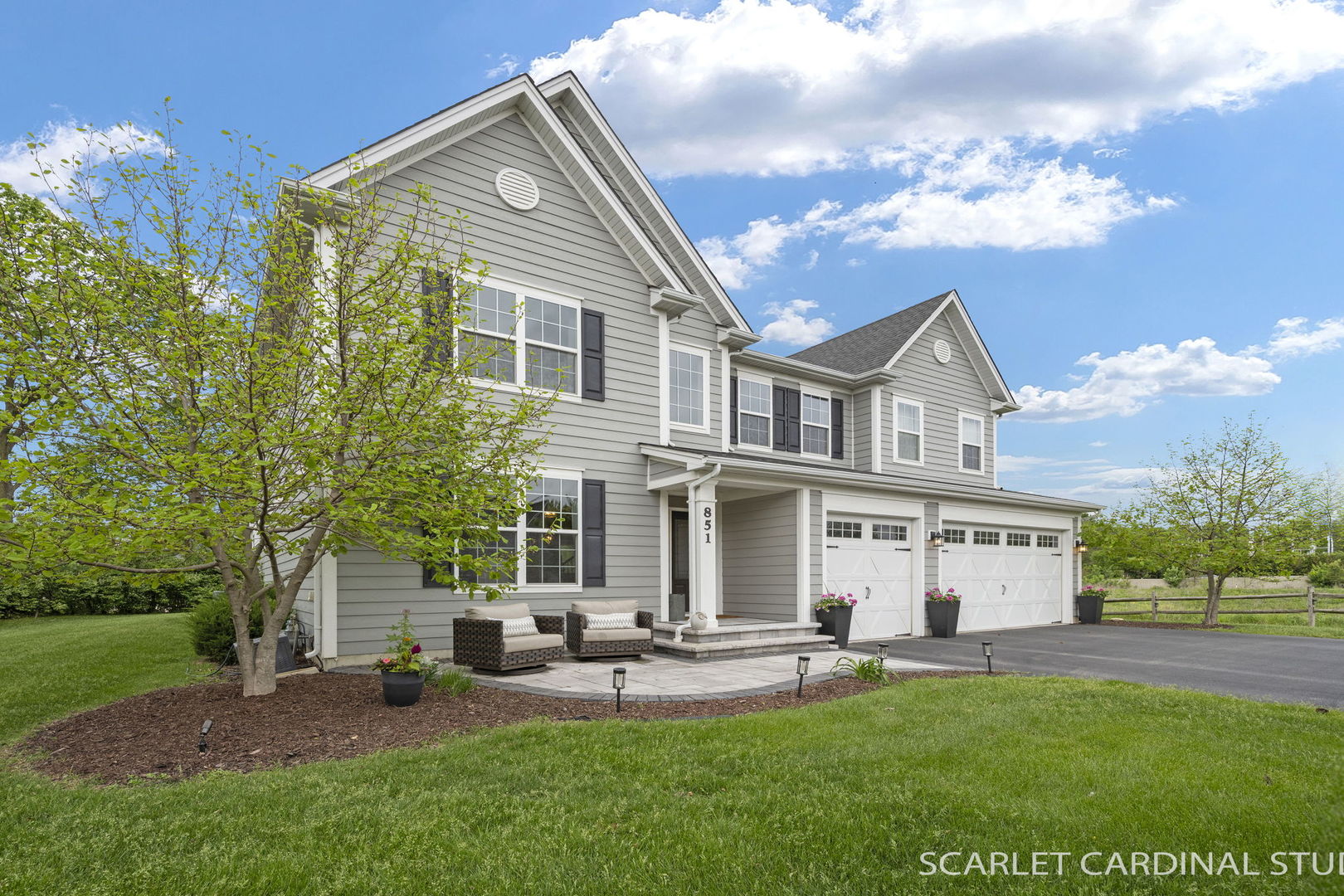 851 Heatherfield Circle, Naperville, IL 60565