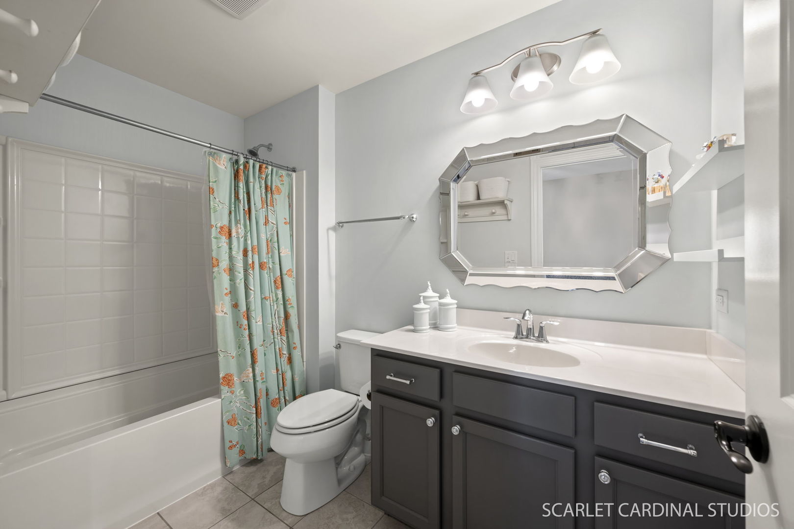 851 Heatherfield Circle, Naperville, IL 60565