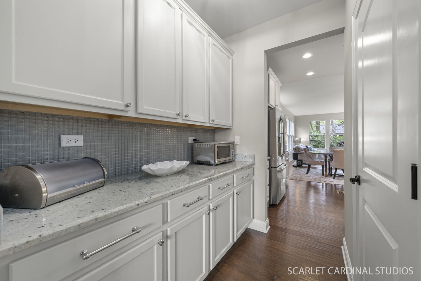 851 Heatherfield Circle, Naperville, IL 60565