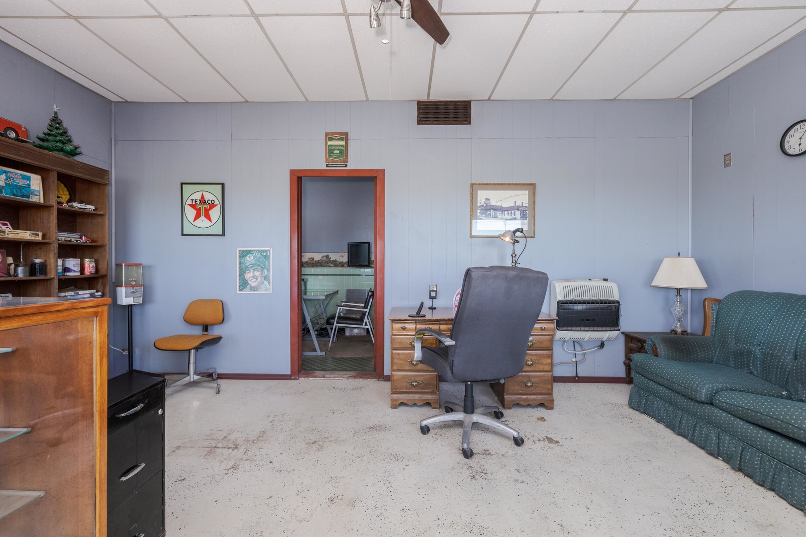 504 N Division Street, Chenoa, IL 61726