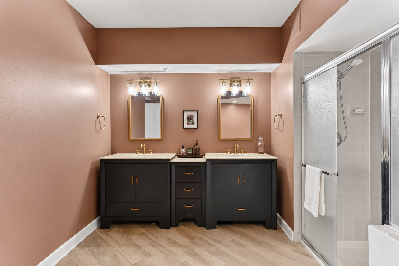 201 N Vail Avenue #807, Arlington Heights, IL 60004