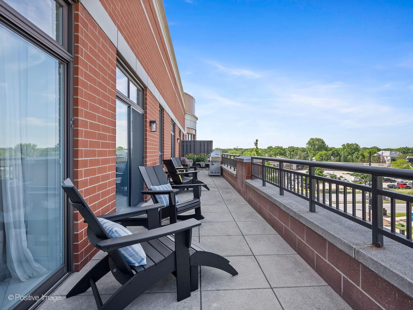 450 Village Center Drive #407, Burr Ridge, IL 60527
