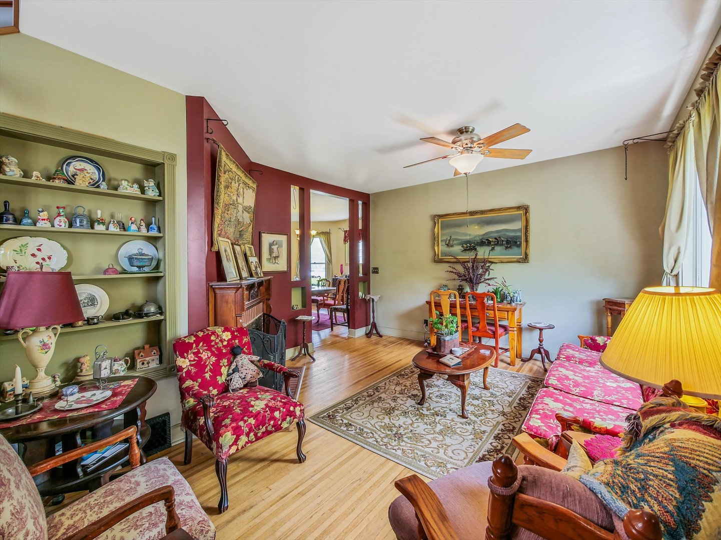 433 Arlington Avenue, Elgin, IL 60120