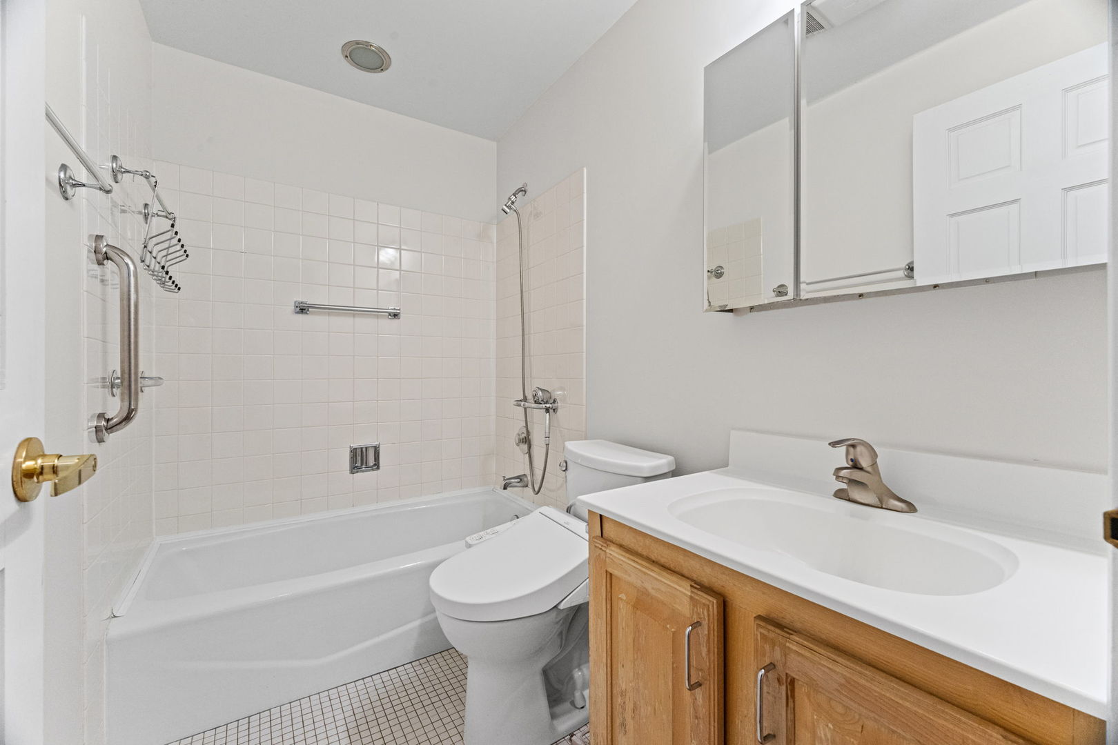 1500 Harbour Drive #4F, Wheeling, IL 60090