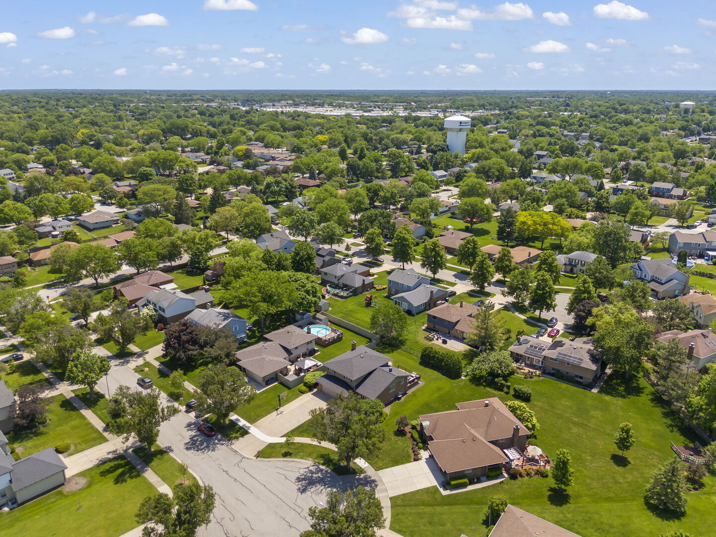 1825 Northbridge Place, Downers Grove, IL 60516