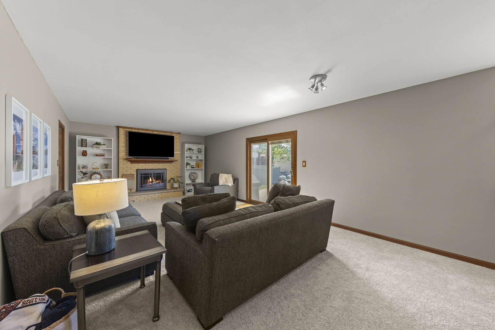 1825 Northbridge Place, Downers Grove, IL 60516