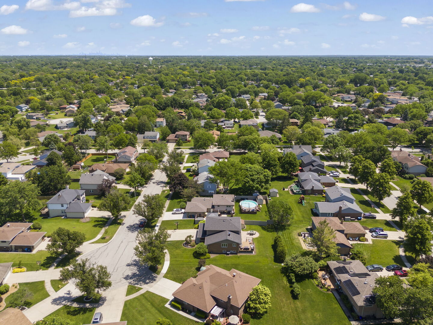 1825 Northbridge Place, Downers Grove, IL 60516