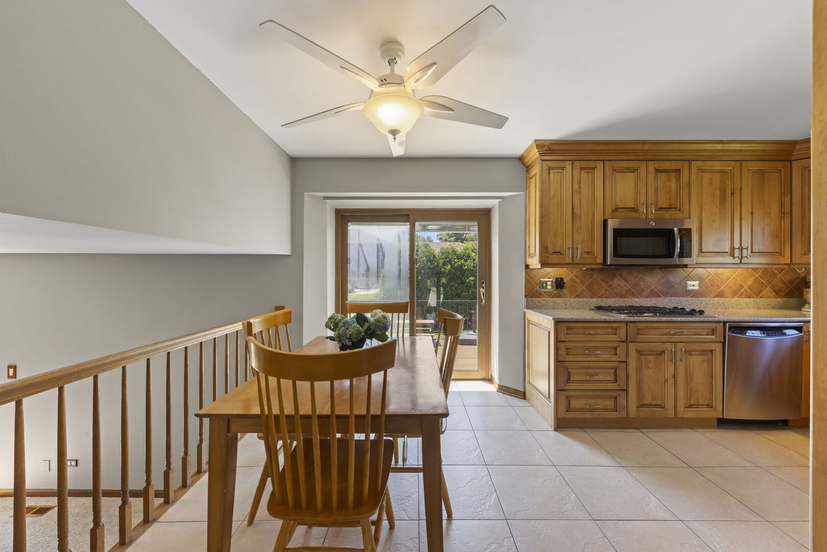 1825 Northbridge Place, Downers Grove, IL 60516