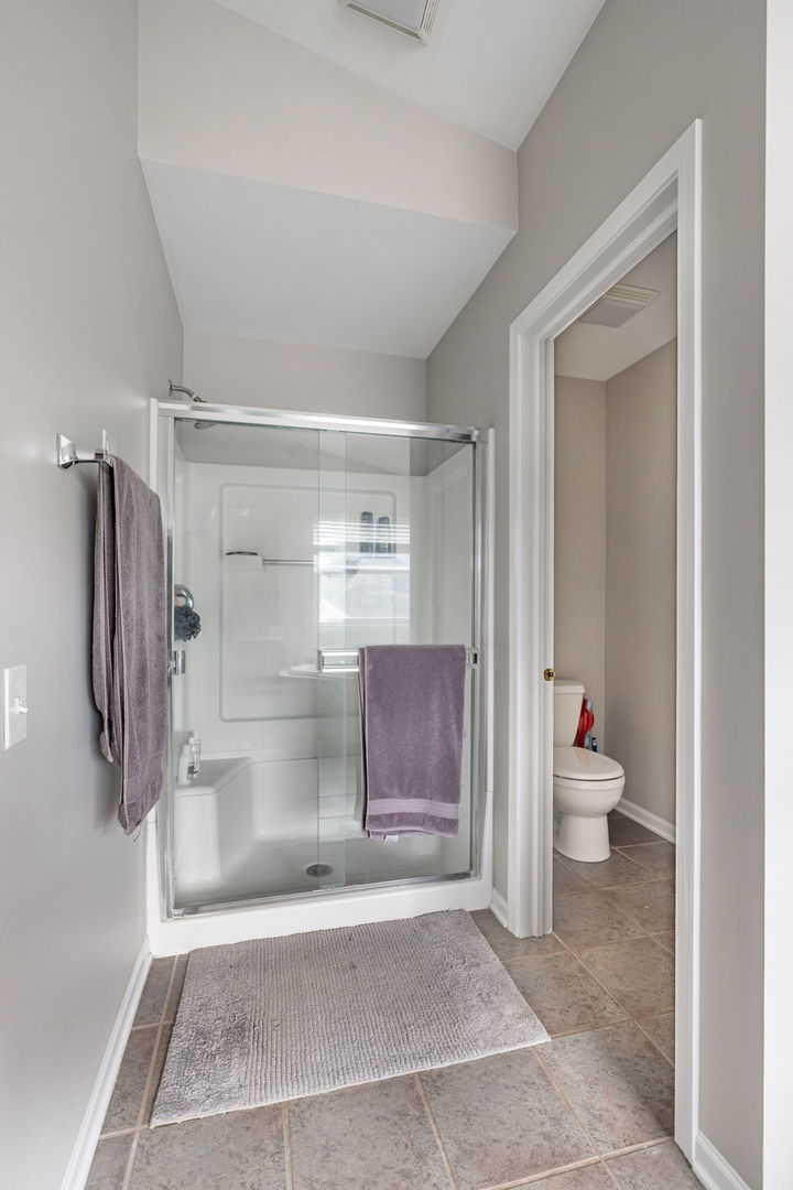 3960 Georgetown Circle, Algonquin, IL 60102