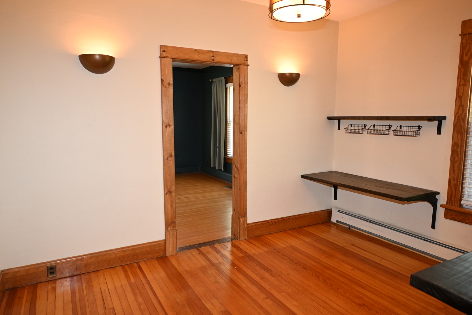 407 N Franklin Street, Roanoke, IL 61561