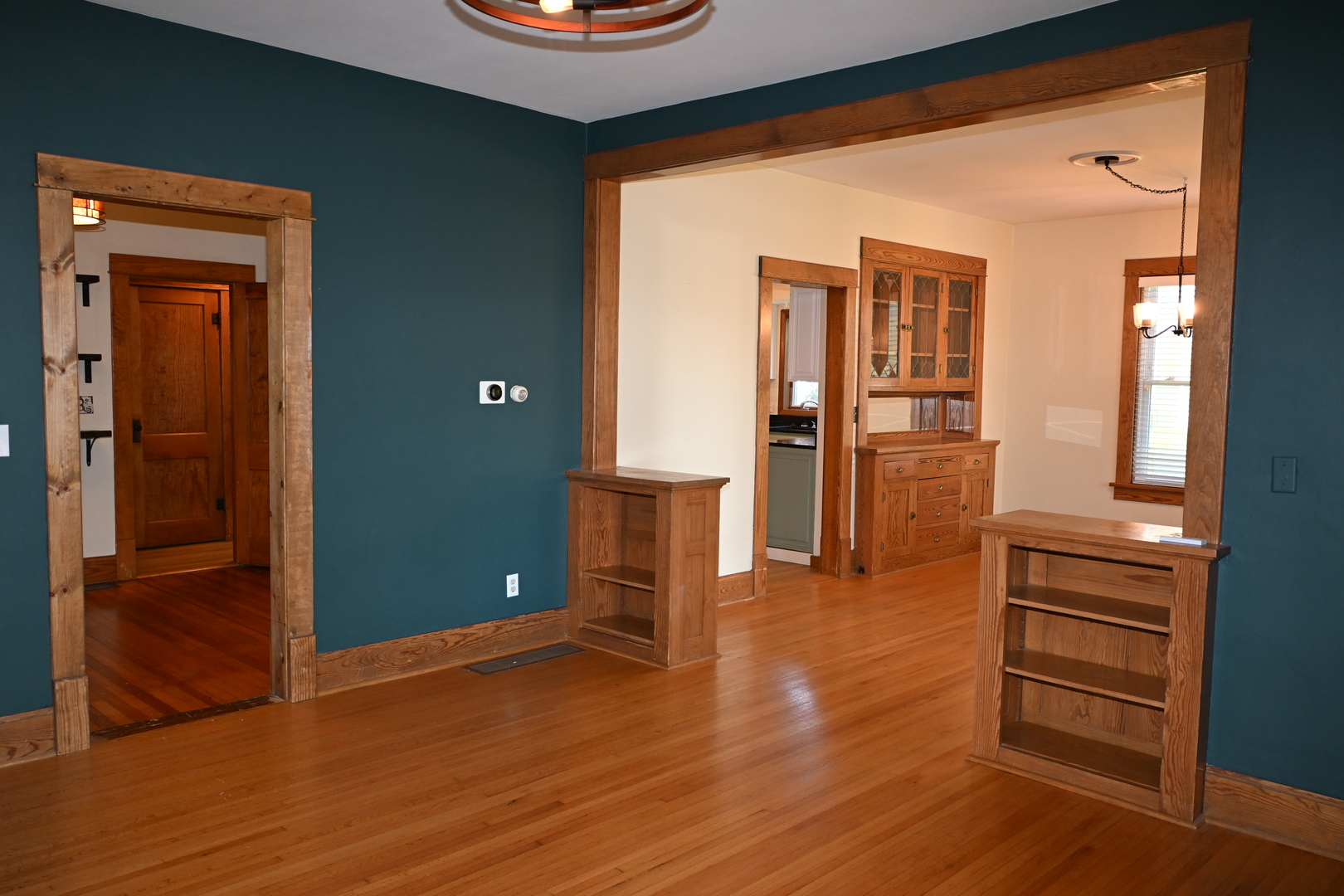 407 N Franklin Street, Roanoke, IL 61561