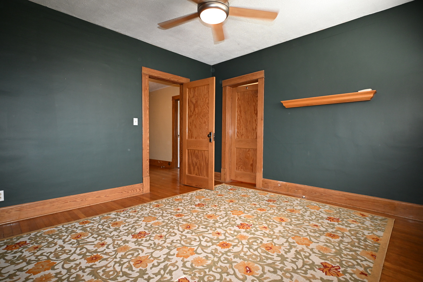 407 N Franklin Street, Roanoke, IL 61561