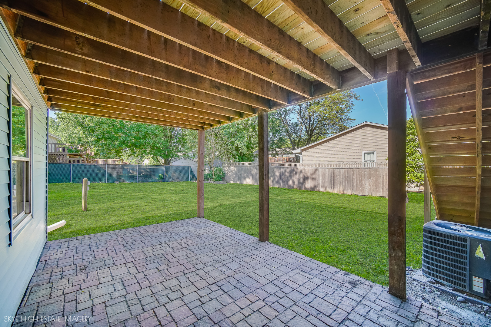 8131 W Evergreen Drive, Frankfort, IL 60423