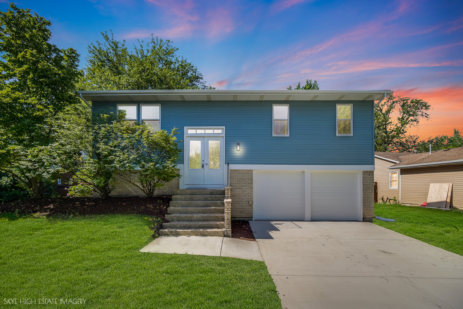 8131 W Evergreen Drive, Frankfort, IL 60423