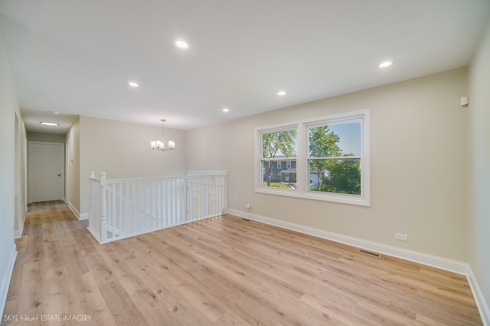 8131 W Evergreen Drive, Frankfort, IL 60423