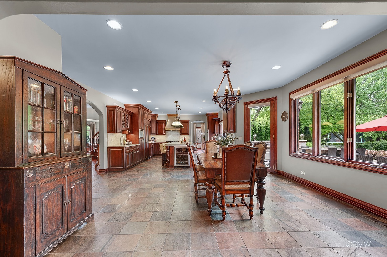 304 Juliana Lane, Bloomingdale, IL 60108