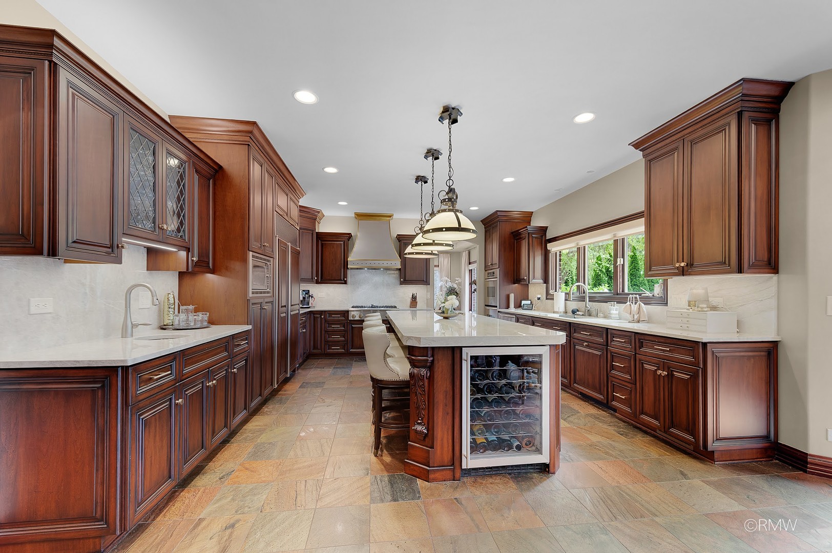 304 Juliana Lane, Bloomingdale, IL 60108