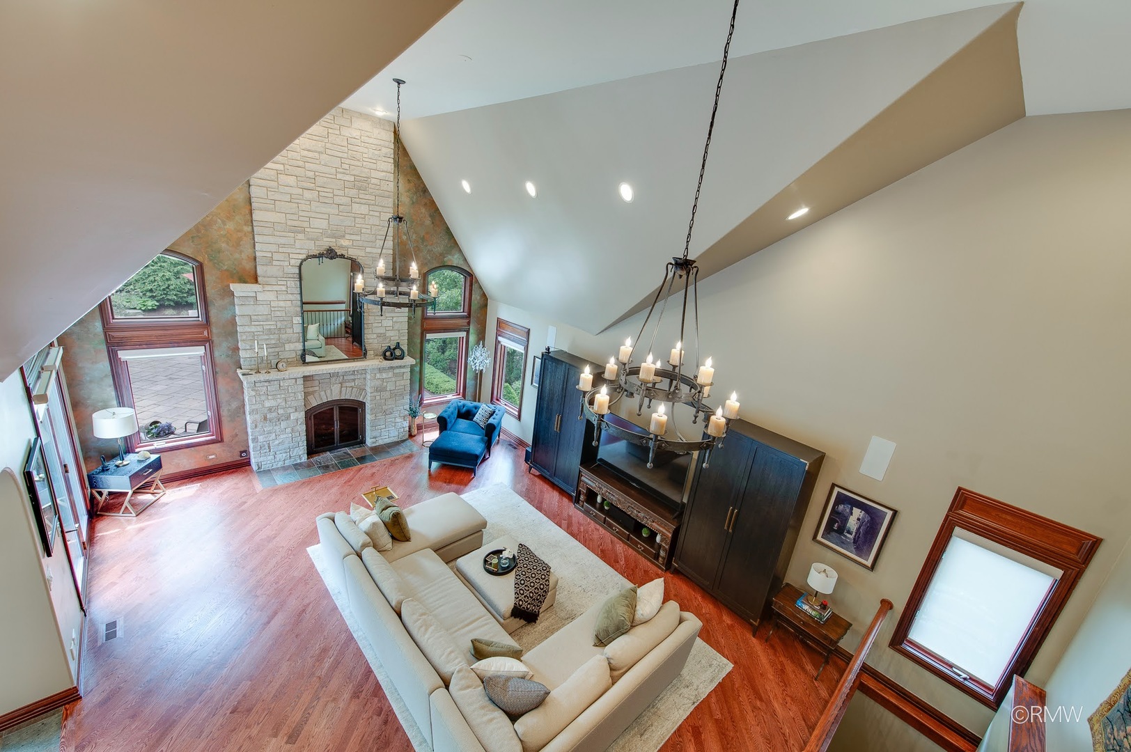 304 Juliana Lane, Bloomingdale, IL 60108