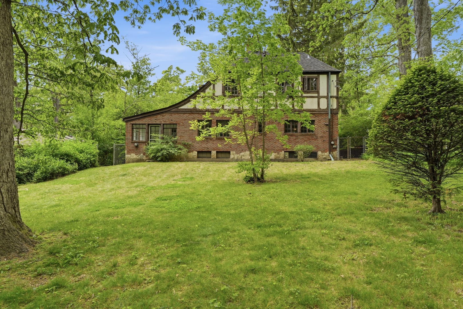3107 Dato Avenue, Highland Park, IL 60035