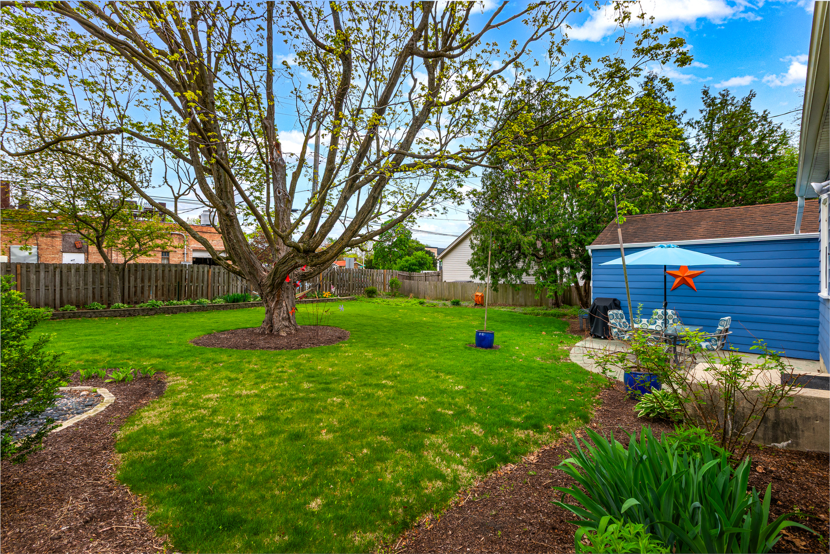 826 N Main Street, Naperville, IL 60563