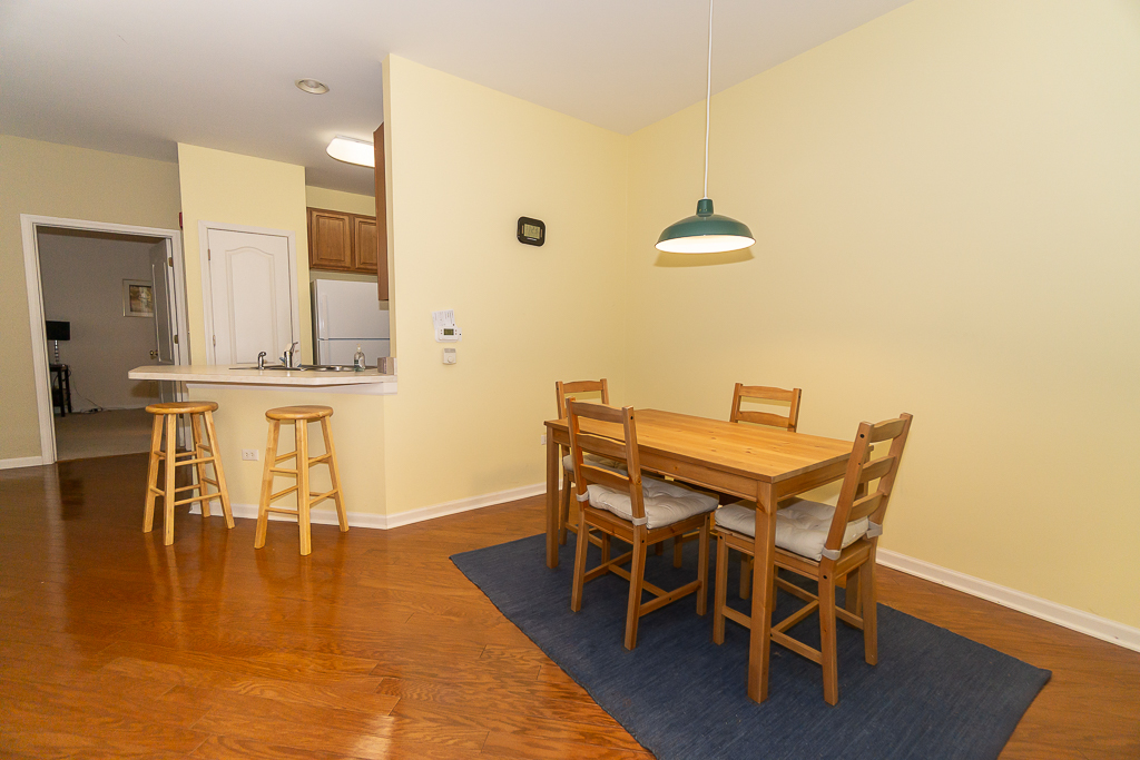 1291 W Lake Street, Addison, IL 60101