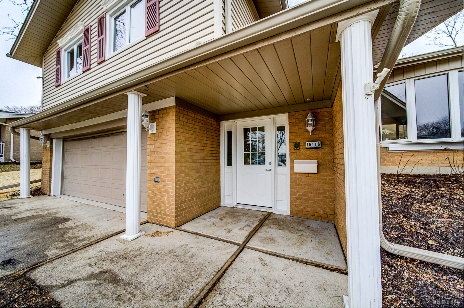 15118 Hillside Avenue, Oak Forest, IL 60452