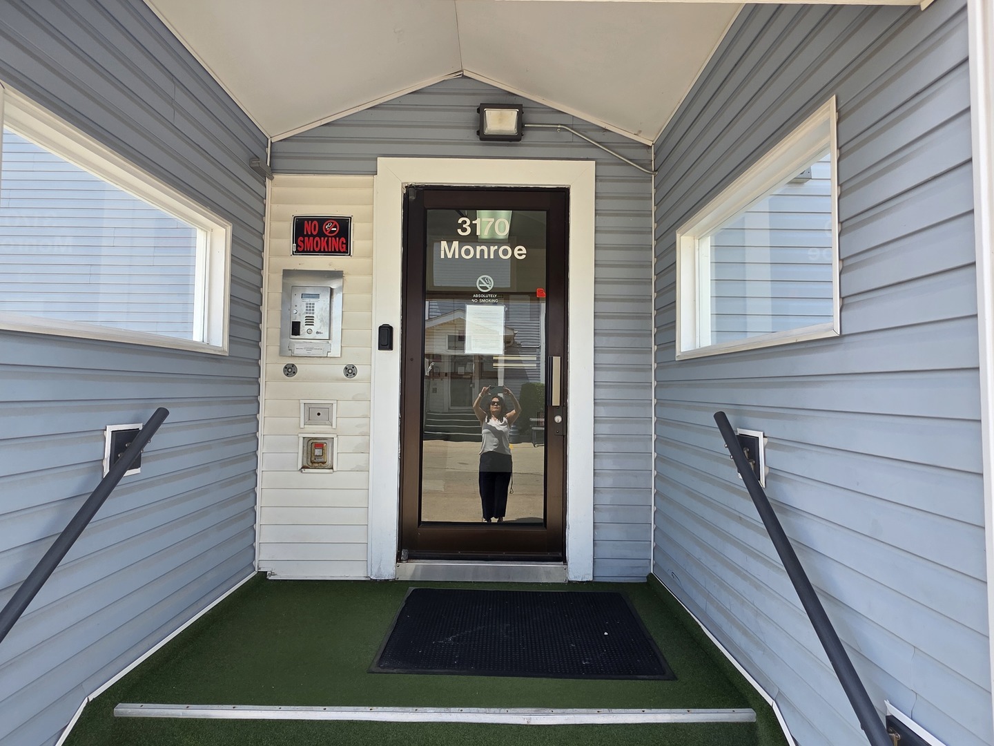 3170 W Monroe Street #107, Waukegan, IL 60085