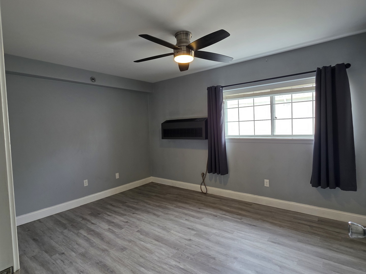 3170 W Monroe Street #107, Waukegan, IL 60085