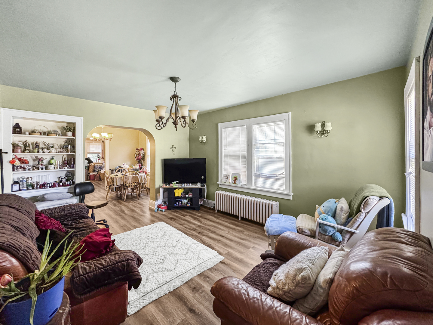 1141 Victoria Avenue, North Chicago, IL 60064