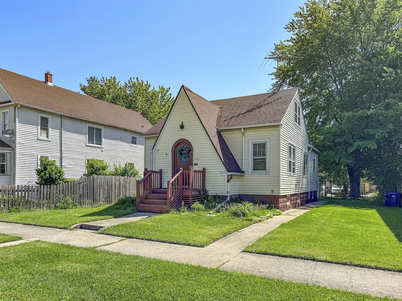 1141 Victoria Avenue, North Chicago, IL 60064