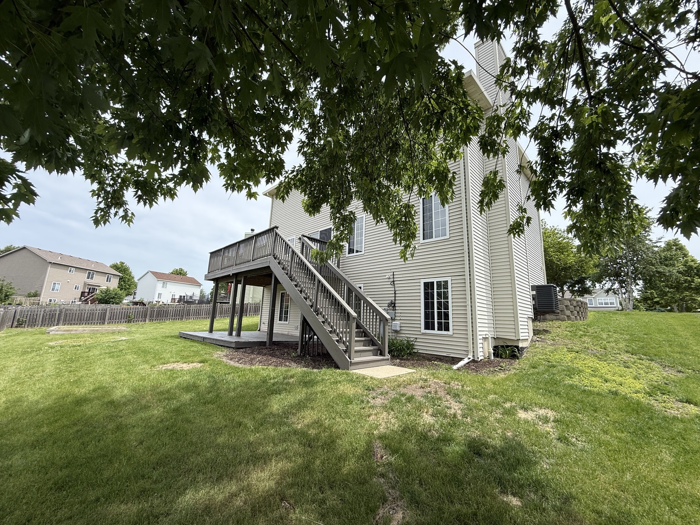 1305 Burns Court, Minooka, IL 60447