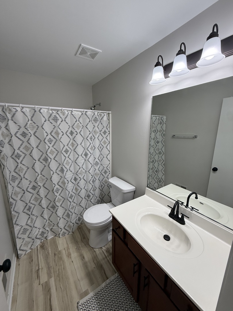 1305 Burns Court, Minooka, IL 60447