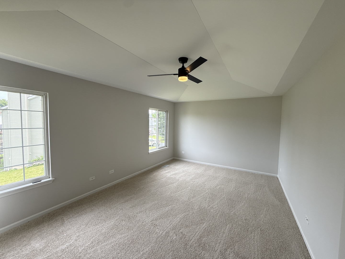 1305 Burns Court, Minooka, IL 60447