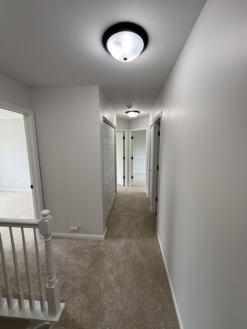 1305 Burns Court, Minooka, IL 60447