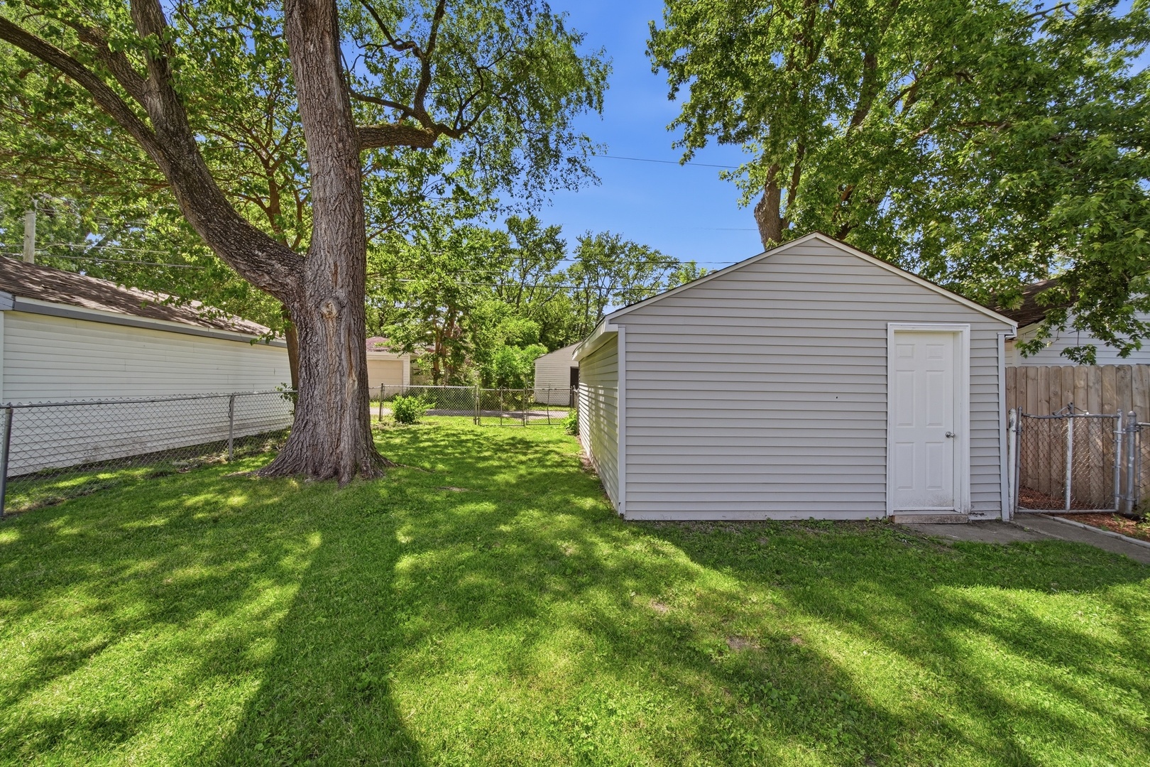 16820 S crane Avenue, Hazel Crest, IL 60429