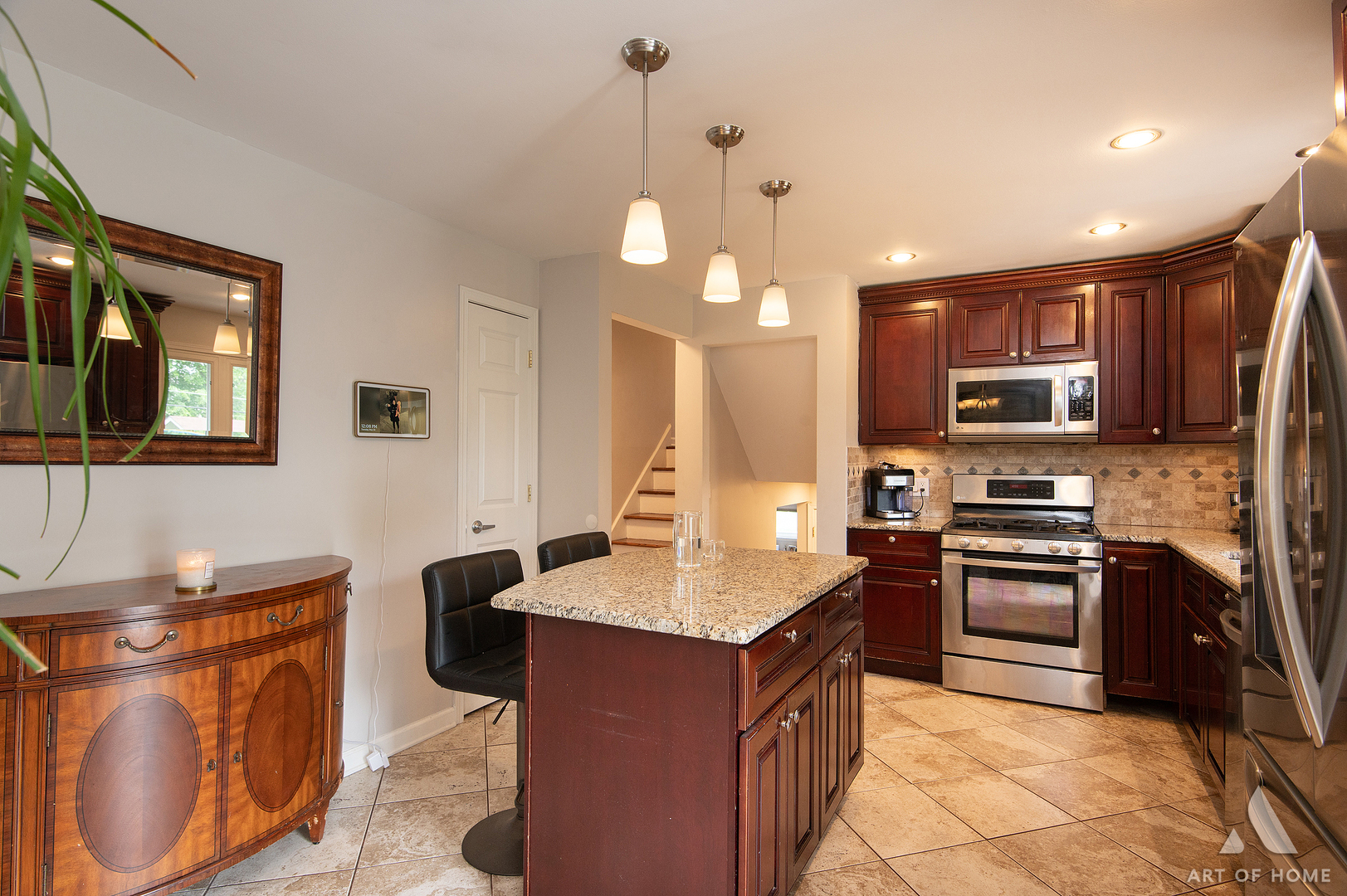 10136 Charles Avenue, Palos Hills, IL 60465