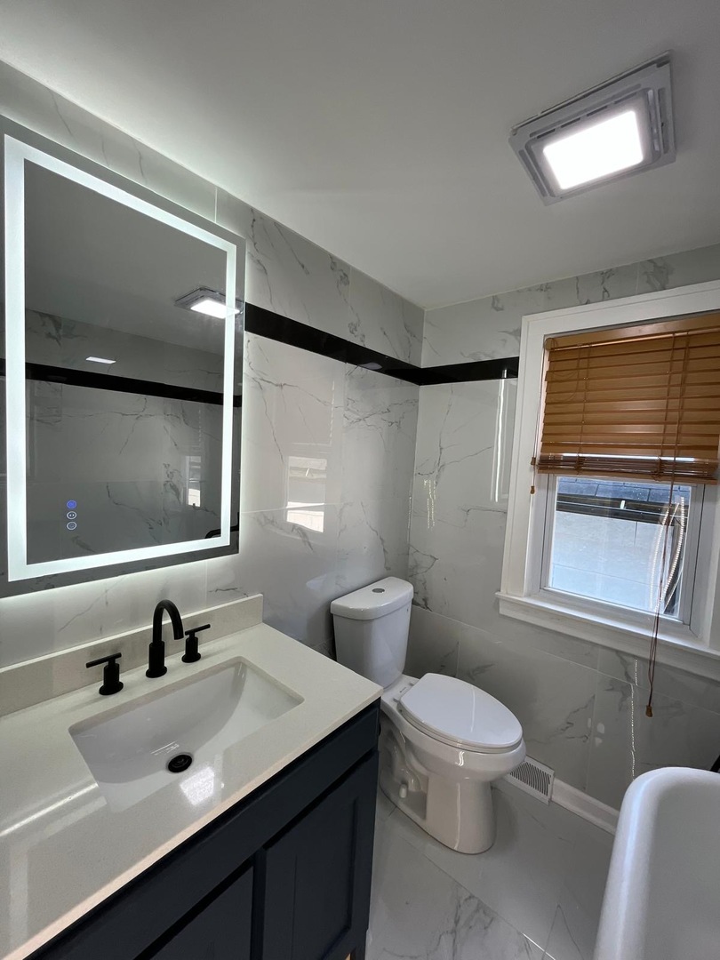 132 156th Place, Calumet City, IL 60409