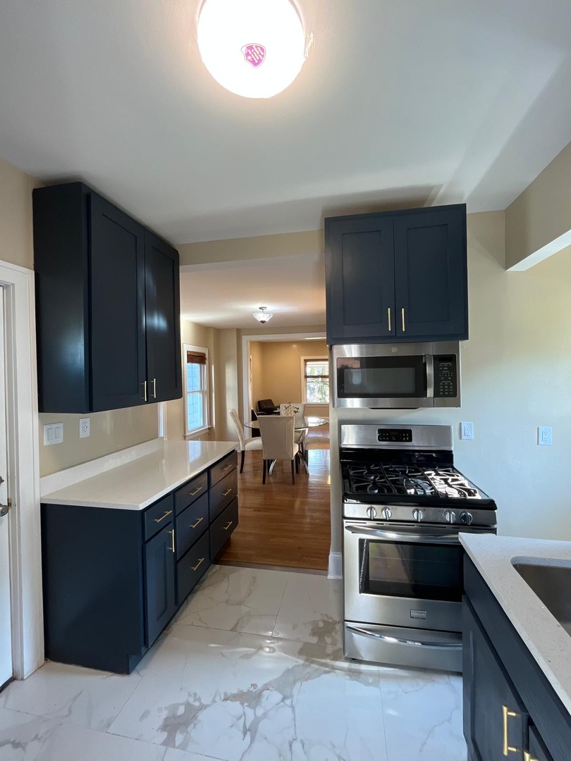 132 156th Place, Calumet City, IL 60409