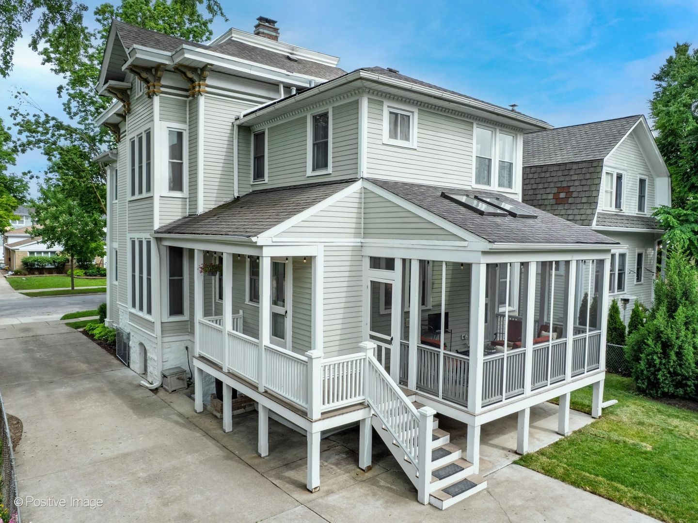 318 S Ashland Avenue, La Grange, IL 60525