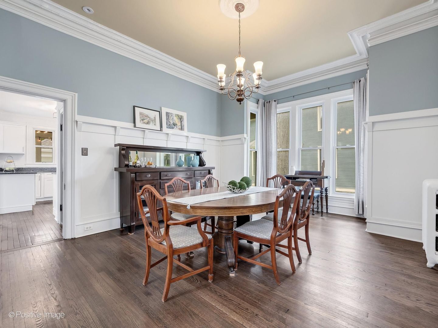 318 S Ashland Avenue, La Grange, IL 60525