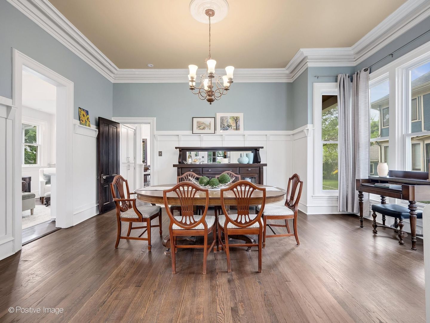 318 S Ashland Avenue, La Grange, IL 60525