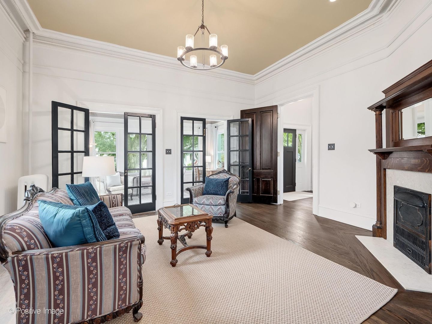 318 S Ashland Avenue, La Grange, IL 60525