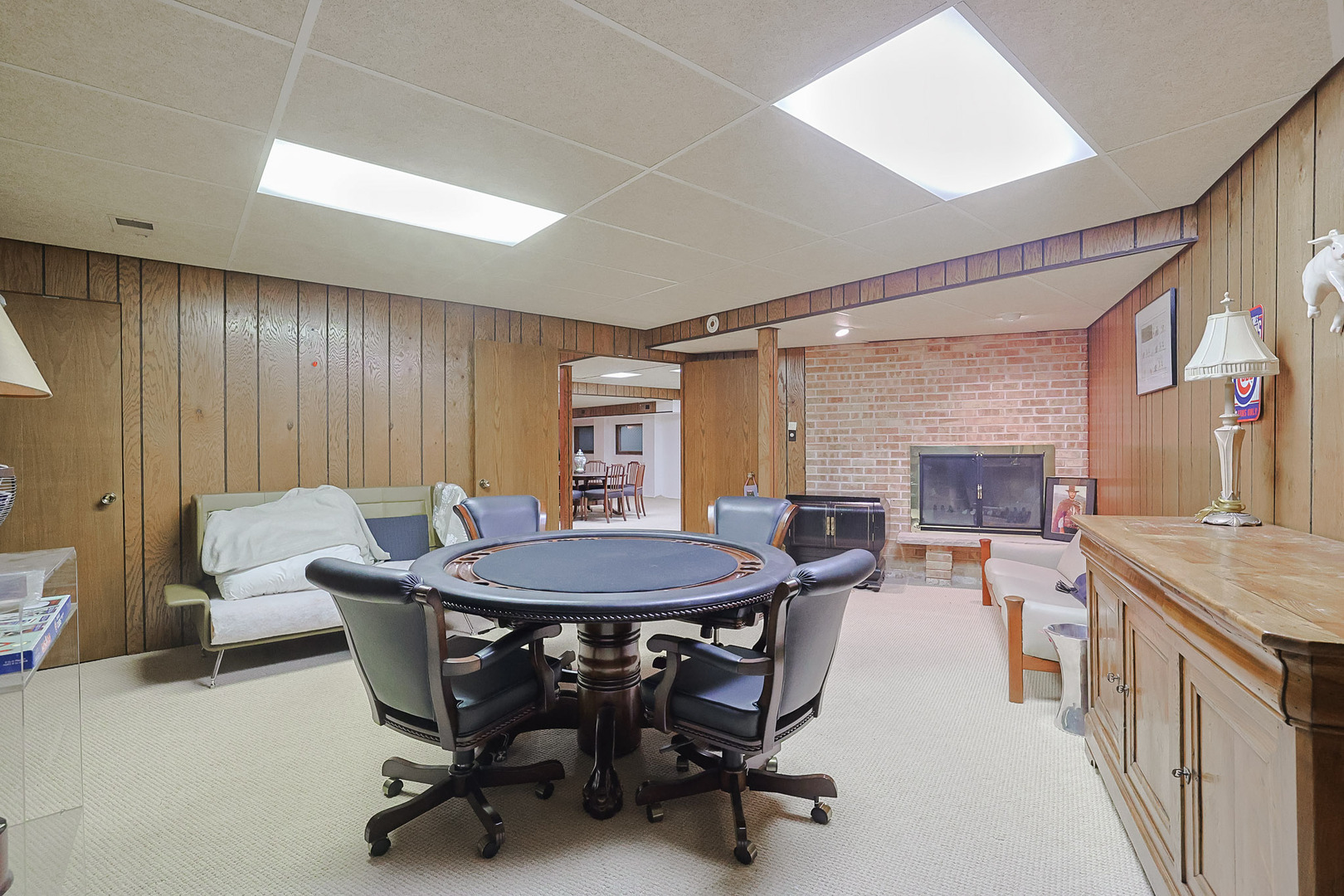 9 Camelot Drive, Oak Brook, IL 60523